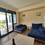 Bluetel Lejlighed Lixouri